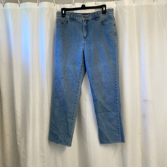 Comfort Straight Leg Jeans Size: 8p - Picture 1 of 4